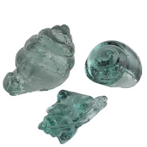 Pier 1 Green Seashell Recycled Glass Figurine - Picture 16 of 16